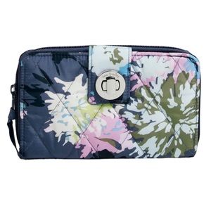 Vera Bradley Ultralight RFID Turnlock Wallet NWT